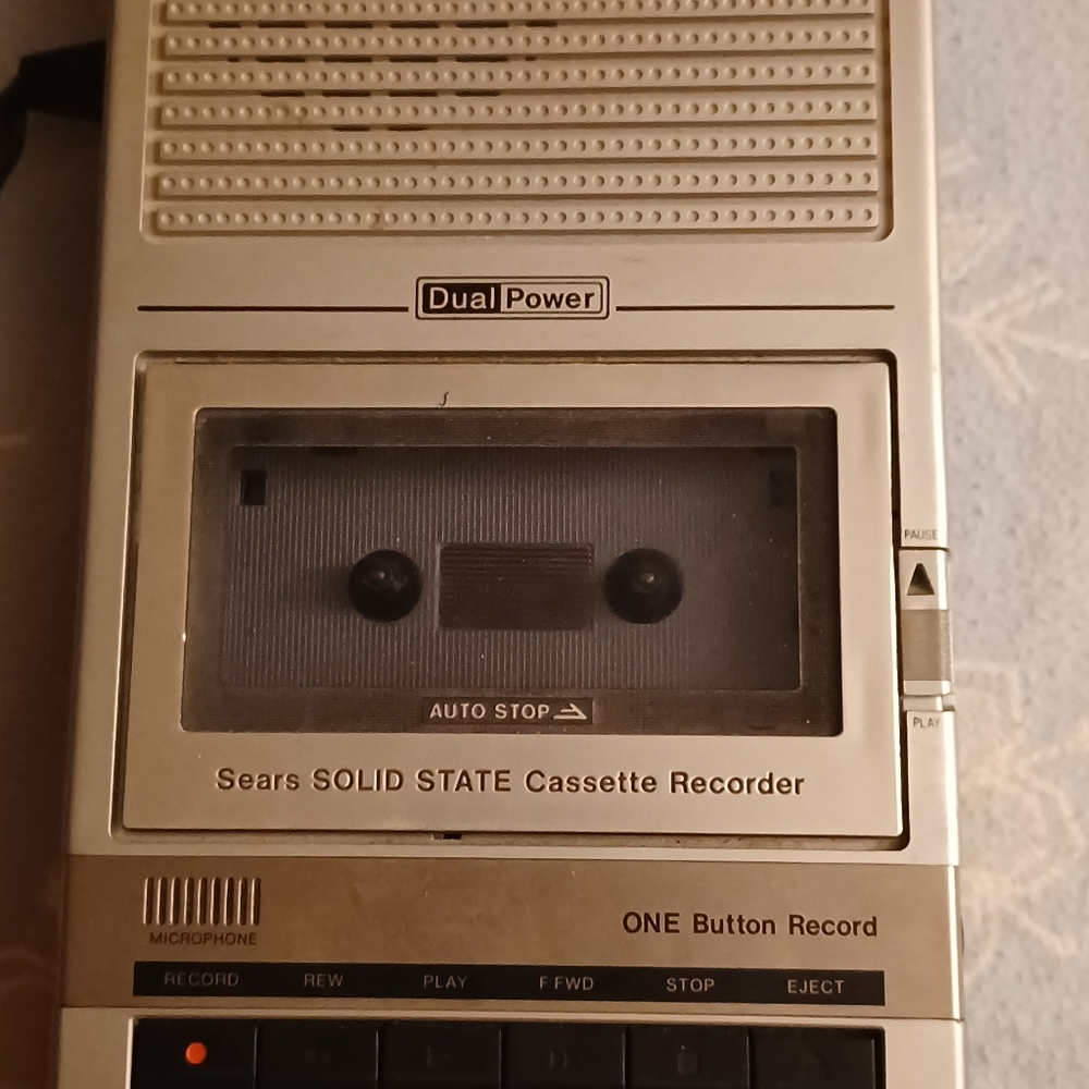 Vintage Sears n Roebuck cassette n voice recorder
